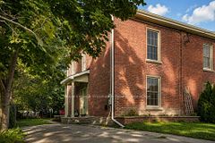 275 Charles Street, Belleville, ON K8N 3M7