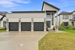 17 Arrowwood Path, Middlesex Centre, ON N0M 2A0