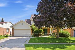 46 Devils Creek Drive, Cambridge, ON N1S 4Y3