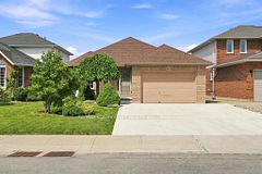 210 BASTILLE Street, Hamilton, ON L9B 2G5