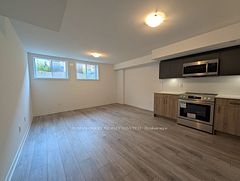3-70 Grn Gdns Boulevard 3, Out of Area, ON M6A 0E6