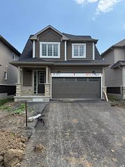 61 Royal Oak Crescent, Loyalist, ON K0H 1G0