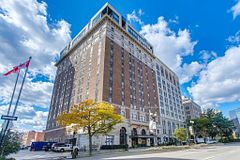 112 King Street E 808, Hamilton, ON L8N 1A8