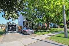 727 Chesterfield Avenue, Peterborough, ON K9H 4Y1