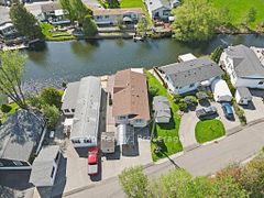 18 Jasper Heights Private, Puslinch, ON N0B 2C0