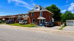 647 Douglas Street, North Bay, ON P1B 5N9