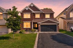 42 Glenrill Place S, Kanata, ON K2M 2T5