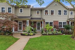 55 Kerman Avenue 55, Grimsby, ON L3M 5G2