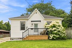 104 Deblaquire Street S, Port Hope, ON L1A 2K6