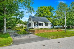 13 Burritt Street, Parry Sound, ON P2A 1N5