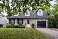 678 S Edinburgh Road S, Guelph, ON N1G 4H8