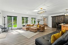 1060 North Kahshe Lake Road Lower Level, Gravenhurst, ON P0E 1G0