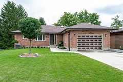 6 Hillside Court, St. Marys, ON N4X 1C3