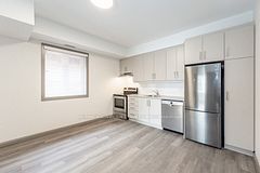 36 Grant Avenue 2A, Hamilton, ON L8N 2X5