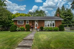 409 Dundas Street W, Greater Napanee, ON K7R 2B8