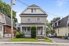 18 Oxford Street, West Centre Town, ON K1Y 2R7