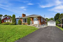 716 Cartier Boulevard, Hawkesbury, ON K6A 1W7