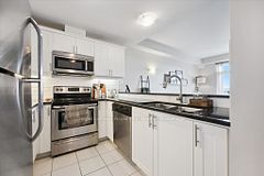 2 Colonial Drive 403, Guelph, ON N1L 0K8