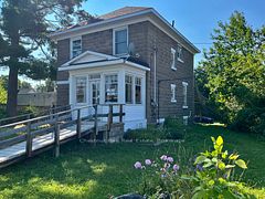 151 Royal Street, Gravenhurst, ON P1P 1H5