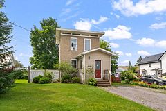 544 MACKAY Street, Pembroke, ON K8A 1E6