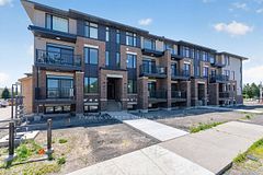 114 Stardust Private, Leitrim, ON K1T 3W6
