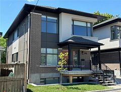 320 Mona Avenue B, Vanier and Kingsview Park, ON K1L 7A2