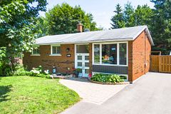 2296 Kay Street, Parkway Park - Queensway Terrace S and Area, ON K2C 1J7