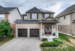102 Coopershawk Street, Kitchener, ON N2K 4J8