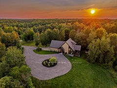466 Ouellette Road, East Ferris, ON P0H 1K0