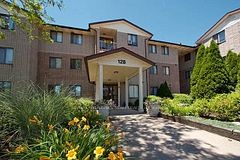 128 St Augustine Drive 215, St. Catharines, ON L2P 3X6