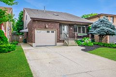 49 Branthaven Drive, Hamilton, ON L8J 2M2
