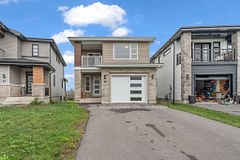 3 Erie Court, Loyalist, ON K7N 0E3