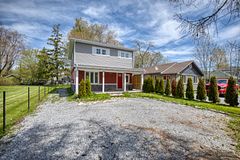 3054 Thunder Bay Road, Fort Erie, ON L0S 1N0