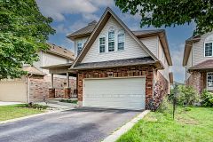 16 Paulstown Crescent, Guelph, ON N1G 5H7