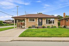 58 Moxley Drive, Hamilton, ON L8T 3Y7