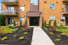 735 Wonderland Road S 212, London South, ON N6K 1M1