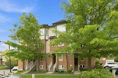 125 Tall Pines Private 17, South of Baseline to Knoxdale, ON K2H 1G9