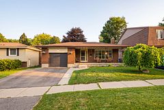 27 Carey Crescent, Guelph, ON N1H 7J9