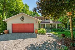 479 Cunningham Road, Gananoque, ON K7G 2V4