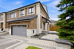 375 Cooks Mill Crescent, Blossom Park - Airport and Area, ON K1V 2N2
