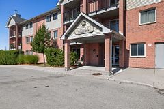 144 Conway Drive 92, London South, ON N6E 3N3