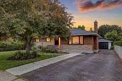 126 Springbank Avenue N, Woodstock, ON N4S 7P8
