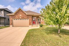 471 Devonshire Road, Saugeen Shores, ON N0H 2C6