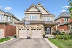 41 Westra Drive, Guelph, ON N1K 0B4