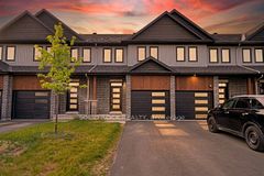 54 Griffith Way, Carleton Place, ON K7C 4G4