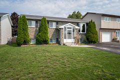 4 First Avenue, Prince Edward County, ON K0K 3L0
