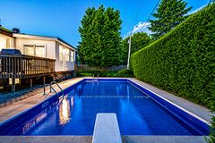 20 Coolbrook Crescent, Stittsville - Munster - Richmond, ON K0A 3P0