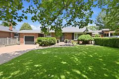 179 Woodside Drive, St. Catharines, ON L2T 1X7