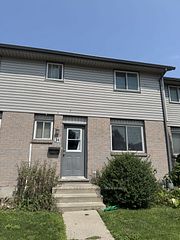 490 Third Street 34, London East, ON N5V 4A2