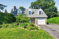21 Seymour Avenue, Cityview - Parkwoods Hills - Rideau Shore, ON K2E 6P4